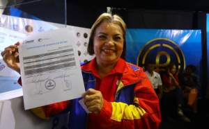 Maduro ordena el precio de la "Criptomoneda" de Venezuela a más del doble