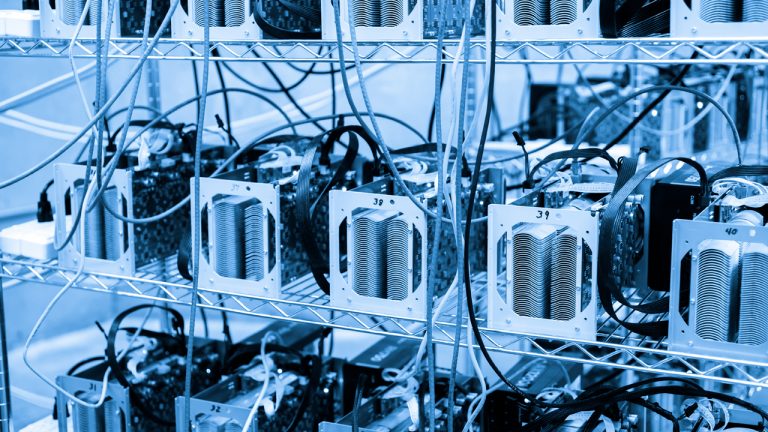 Bitcoin Miner Marathon acuerda un acuerdo que reduce los costos de electricidad en un 38% con la compañía eléctrica de EE. UU.